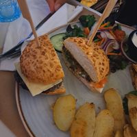 Quinoa burger at Arte y Sabor in Sevilla