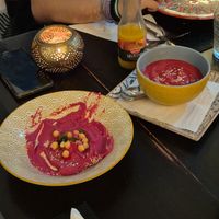 Beetroot hummus, beetroot salmorejo at Arte y Sabor in Sevilla
