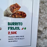 Burrito frijol vegetariano con posibilidad de ser vegano  at Mamataco in Burgos