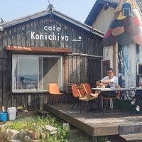 The terrace at Kon'nichiwa in Naoshima