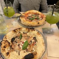 Pizza und Basilikum Spritz   at Pretty Pizza in Munich