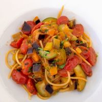 Spaghetti with vegetables and tomato sauce at Fronte Mare in Alghero