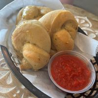 garlic knots at Zeppa's New York Pizza in Ellsworth