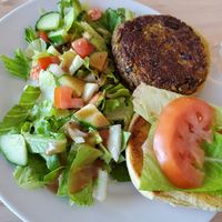 Veggie Burger (vegan) at Pharos in Tobermory