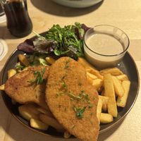 Veganes Schnitzel mit Champignonsauce   at Moselstübchen in Cologne