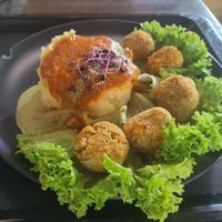  at Nom Nom in Bucharest