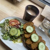 Hummus Avo Tempeh Brot   at Ain Cafe in Cologne