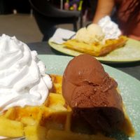 Waffles with vegan whipped cream and vegan chocolate ice cream at Kiez & Kugel in Berlin
