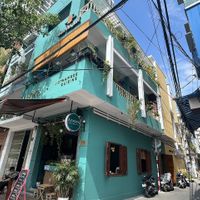 This is the entrance to the street, just follow it round at Thong Dong in Nha Trang