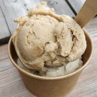 Coffee and vanilla at La Pause Glacée in Montreal