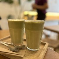 Matcha oat lattes   at botànic in Barcelona