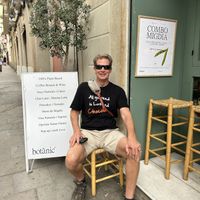 The best guy in the world! 🩷  at botànic in Barcelona