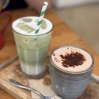 Ice matcha latte and hot chocolate   at botànic in Barcelona