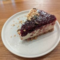 Raspberry cheesecake at botànic in Barcelona
