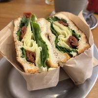 zuchini sandwich at botànic in Barcelona
