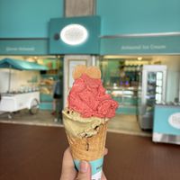 Cremino and Strawberry sorbet  at Rossi La Bottega Del Gelato in 