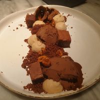 Kinder malo at La Huerta Funky Castizo in Madrid