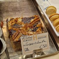 Linzerschnitte at Café Konditorei Hacker in Rattenberg