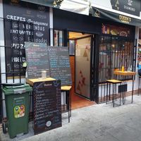Exterior at Bar Queen's in Madrid