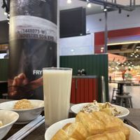 Set B and a few baked goods   at KUL - I Love Yoo - 老油鬼鬼 in Selangor