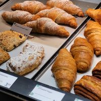 Baked goods at the bakery.
 at denn's BioMarkt - Kaiserstrasse in Dortmund