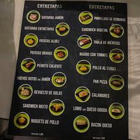 Carta de tapas, bravas, parrillada y sandwich vegetal con posibilidad de ser vegano  at Entretapas in Ciudad Real