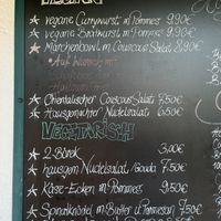 Be careful the ‘auf Wunsch mit’ are not vegan except for the falafel (which is hard to read in this photo) A BIT CONFUSING    at Freizeitpark Märchenwald - Imbisskiosk mit Biergarten in Wolfratshausen