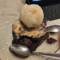 Apple crumble with pear ice cream at le Café de la Comédie in Carcassonne