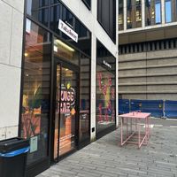   at Elaine's Takeaway in Frankfurt