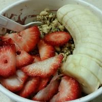 acai peanut butter bowl at Nekter Juice Bar in Santa Monica
