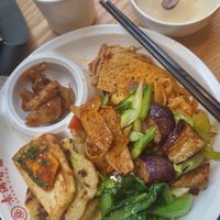  at Sumanxiang Vegetarian Cafeteria Suyan - 素满香素食自助餐厅·素宴 民乐园店 in Xian