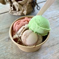 Waldmeister, Erdbeere und Nuss-Nougat  at Billy - Mehr als Eis in Braunschweig