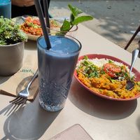 Spirulinadrink, Curry at Kaspar Schmauser in Leipzig