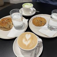 Coffee and matcha, cardamom scroll and miso cookie   at Suuapinga - Specialty Coffee in Munich