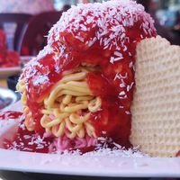 Mango/Raspberry Spaghetti ice (Order without cream!) at Cafe Cortina  in Friedberg