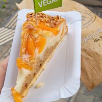 Veganer Aprikosenkuchen at FREDY dä Beck in Schlieren