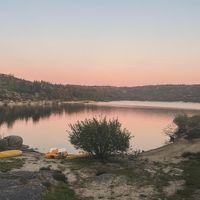 Há canoas e gaivotas at Vale do Rossim Eco Resort in Gouveia
