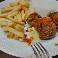 Lentil meatballs at Espaço Not Meat in Rio Grande