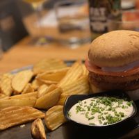 Dry, tasteless veganised ”chicken” burger, not recommended  at Ravintola Fat Lizard Espoo in Espoo