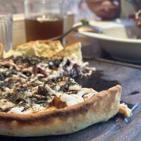 Deep pizza (oyster mushroom replaced octopus )  at Chilldren - 小孩吃素(新美店) in Tainan