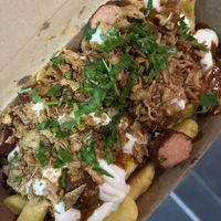 Vegan Currywurst to go  at Frittenwerk - Frankfurt Hbf in Frankfurt