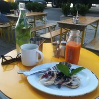 Veg breakfast in NYC at The Butcher's Daughter - Nolita in New York City