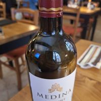 Serves vegan friendly wine (Delicata wines are all vegan) at Coogi's Pizzeria & Bistrot in Mdina