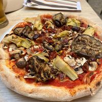 Excellent pizzaa  at Coogi's Pizzeria & Bistrot in Mdina
