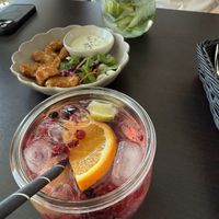 Vegane Shrimps und Soda  at Soy Club in Stuttgart