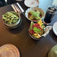 Edamame, Gyoza und der Mangosalat  at Soy Club in Stuttgart