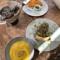 Courgette soup, spinach and mushroom quiche, seitan empanada.  at Mela Canela - Sintra Centre in Sintra