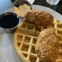 Chick’n & Waffles  at Bed Head Vegan Brunch House in Bethlehem