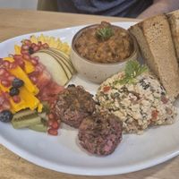 Veg breakfast platter at Nature's Soul Kitchen in New Delhi
