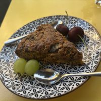 Sehr leckerer und saftiger Bananen-Karotten Kuchen   at Annie's Vegan Food and Bar - Pop-up in Rhodes